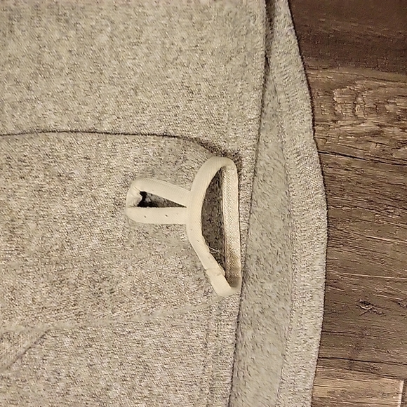 The North Face womens pullover - Picture 4 of 7